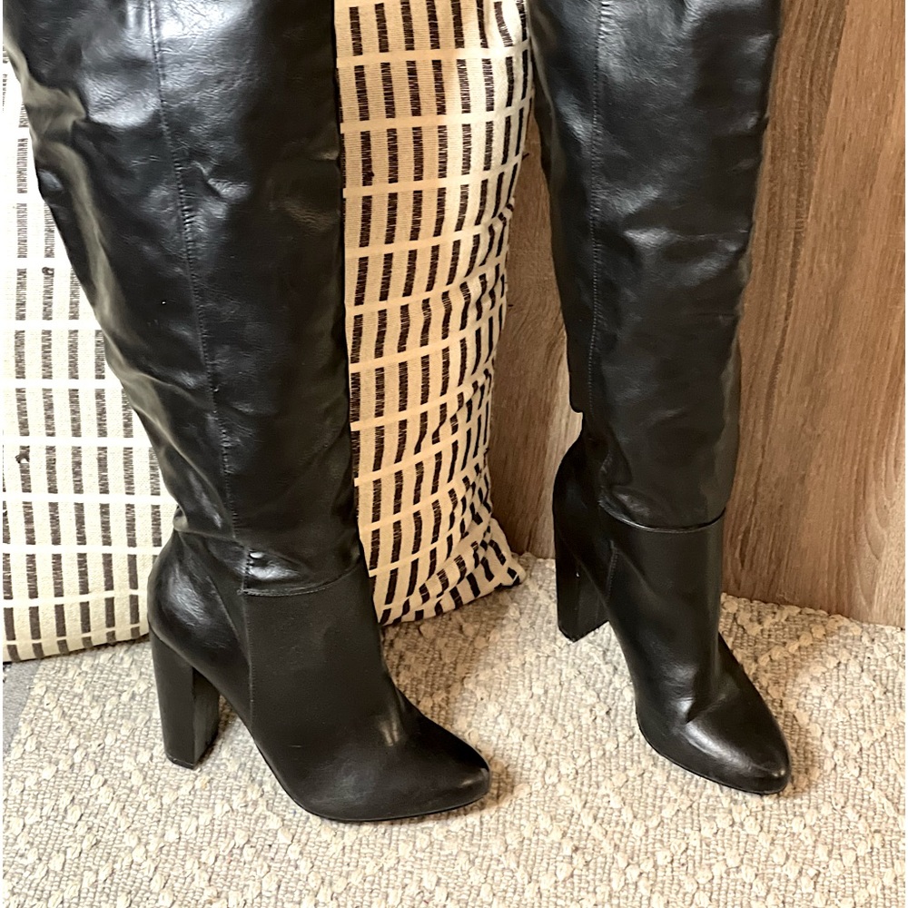 Black Over the Knee High Heeled Boots